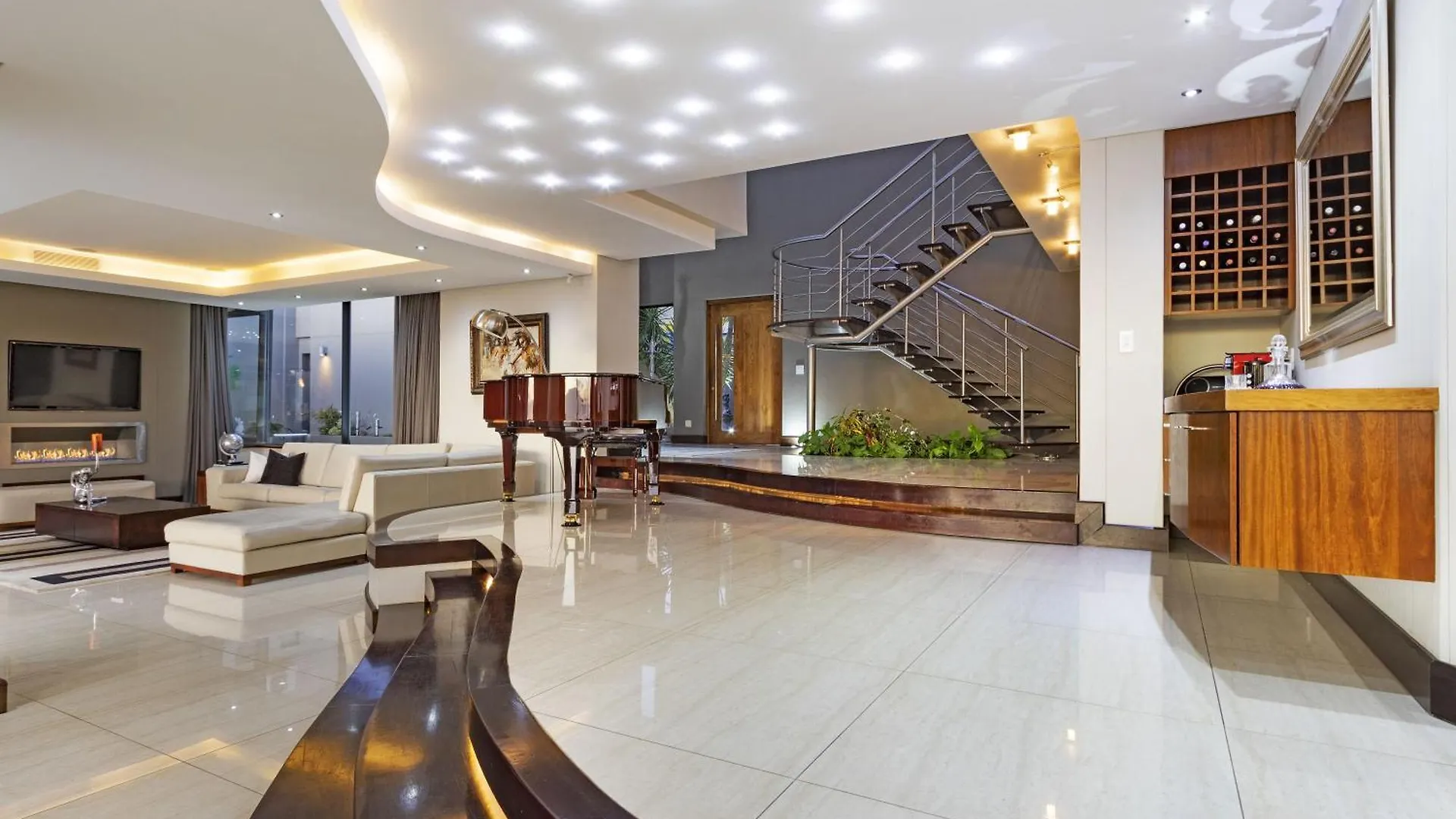 Baronetcy Kings Villa Plattekloof