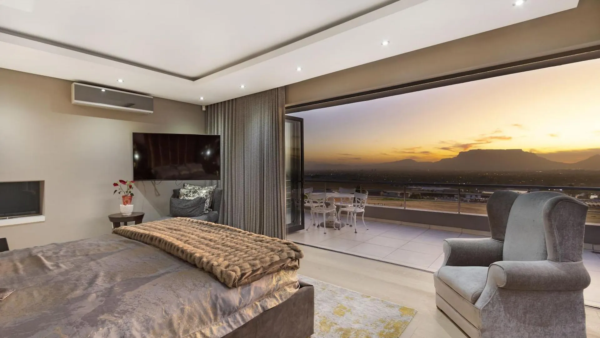 Baronetcy Kings Villa Plattekloof