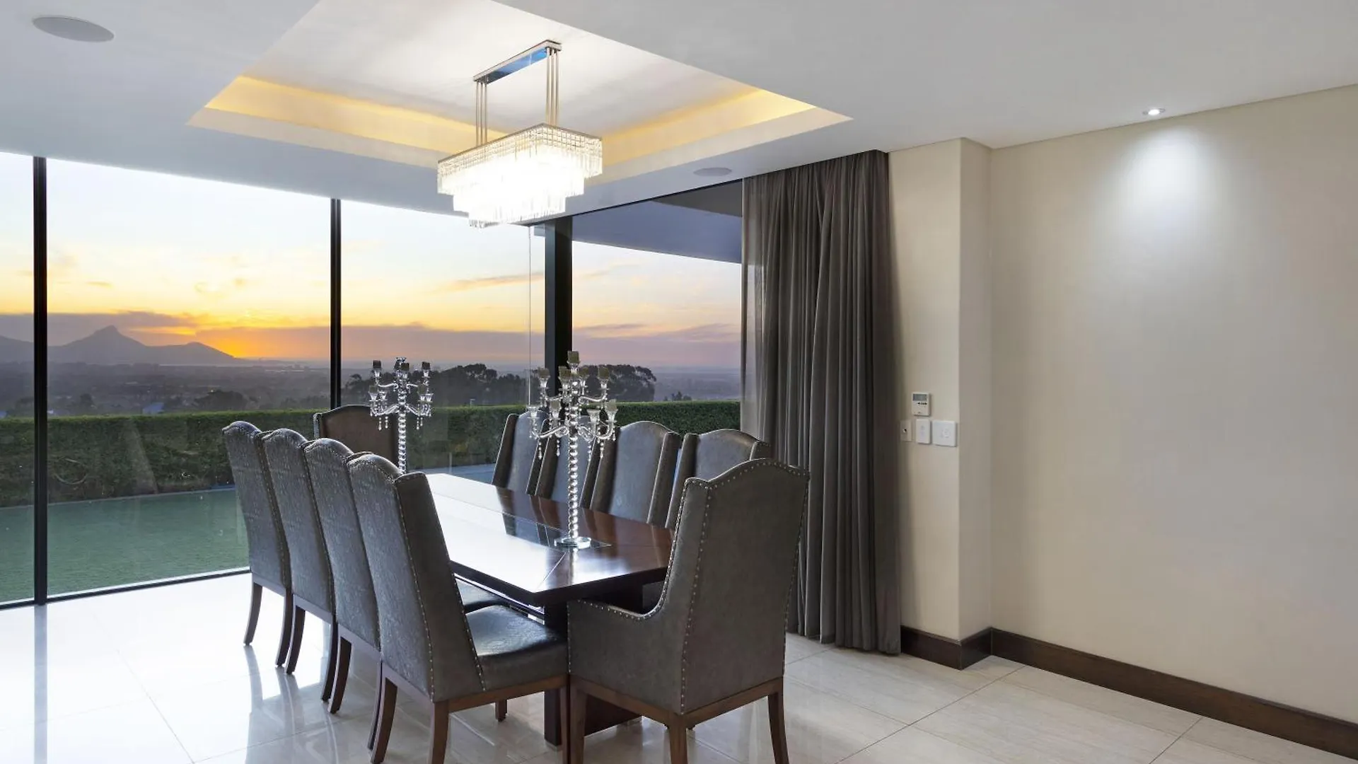 Baronetcy Kings Villa Plattekloof 0*,  South Africa