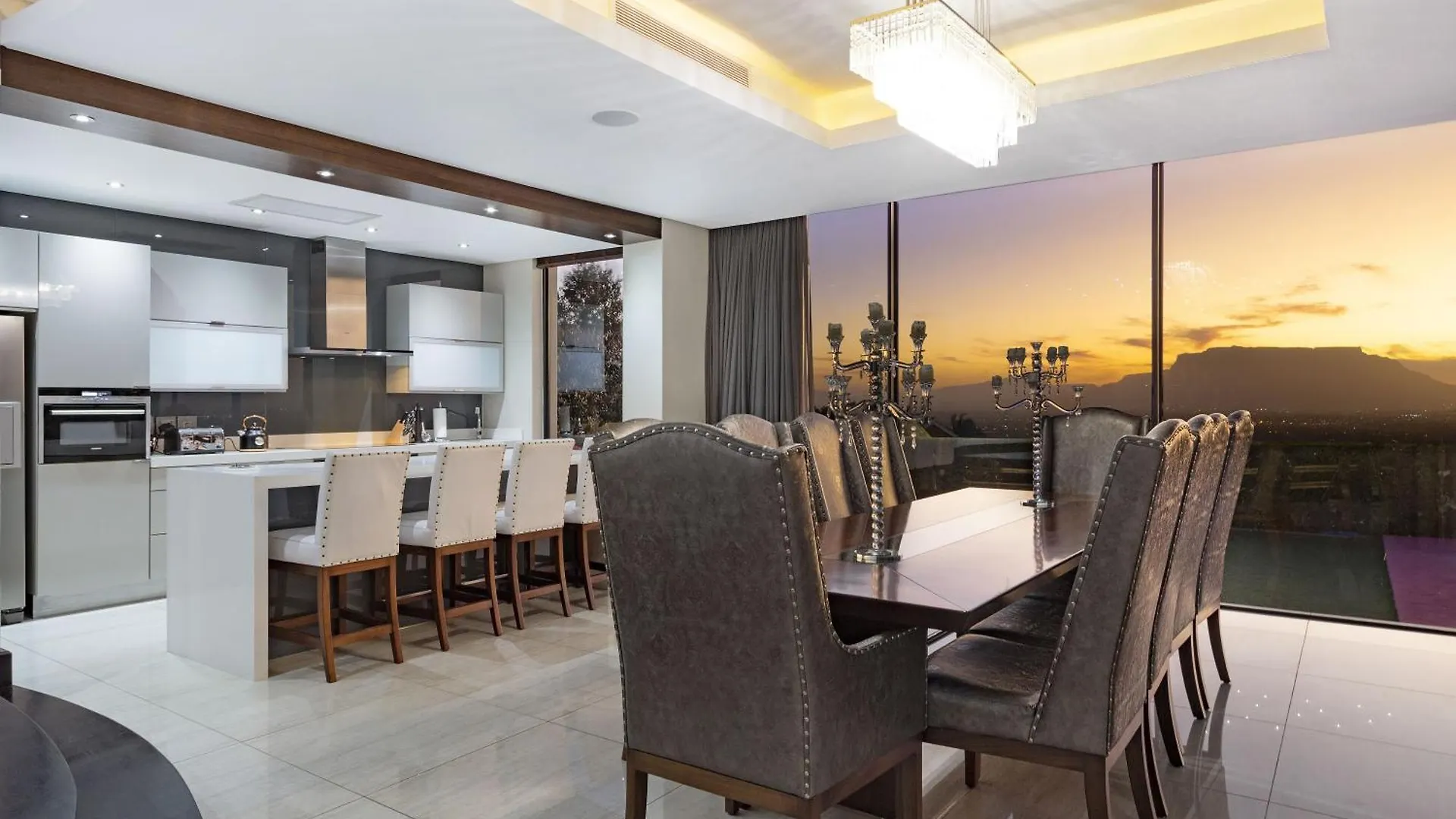 Baronetcy Kings Villa Plattekloof South Africa